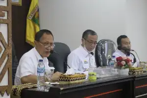 You are currently viewing Pemprov Lampung Gelar Rapat Pemantapan HUT RI Ke-77