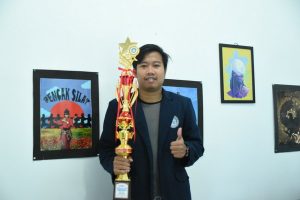 Read more about the article The Best, Mahasiswa IIB Darmajaya Juara 1 Lomba Cipta Puisi Peksimprov Lampung 2022