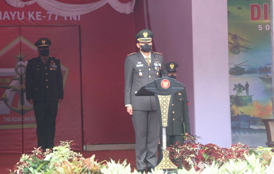 You are currently viewing Puncak HUT TNI ke-77, Forkopimda Tulungagung Ikuti Upacara Secara Khidmat