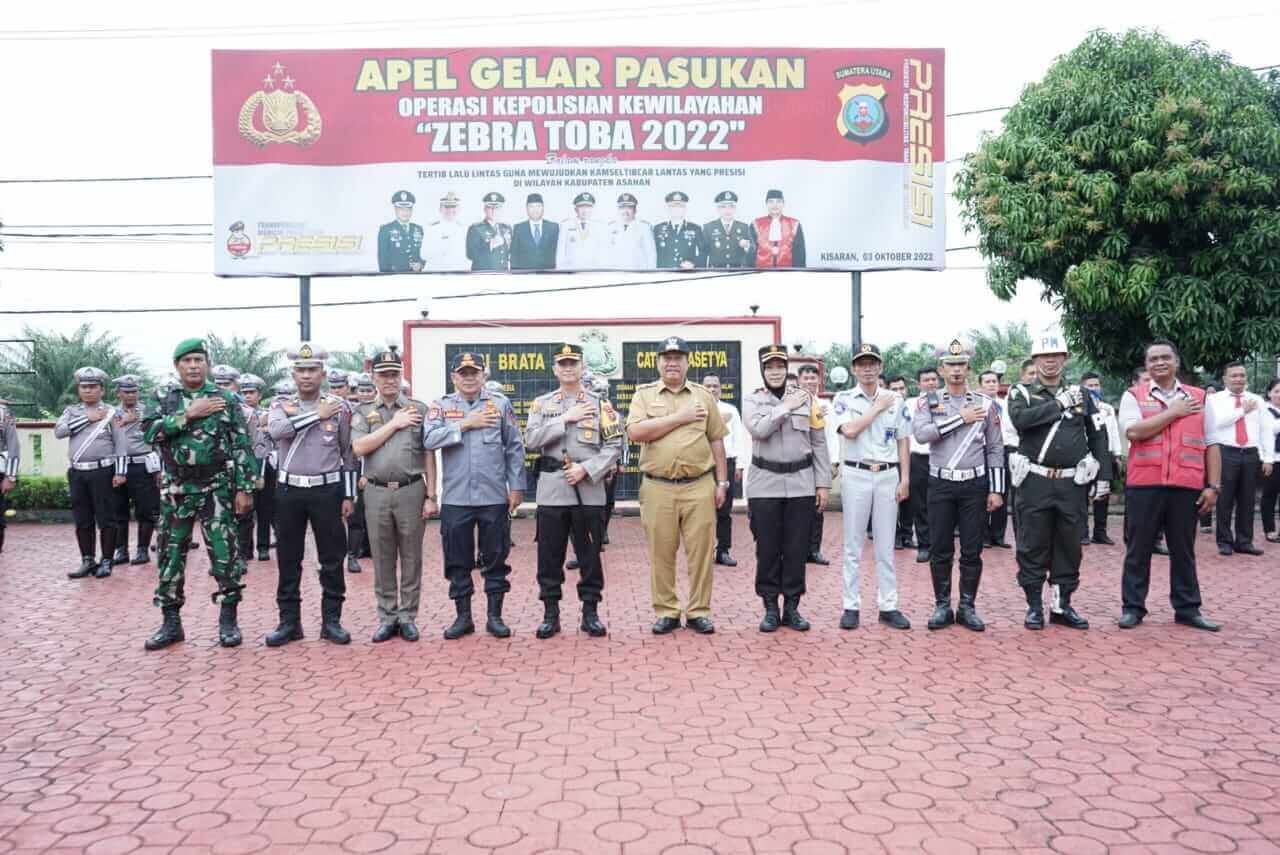 You are currently viewing Wakil Bupati hadiri Apel Gelar Pasukan OPS Zebra Toba 2022