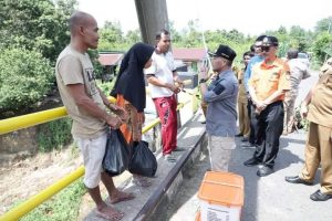 Read more about the article Pj Bupati Apriyadi Keluarkan Surat Pendirian Pos Komando Bencana