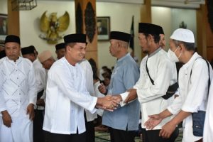 Read more about the article Peringatan Nuzulul Quran 1444 H, Dandim 0801/Pacitan Hadiri Khotmil Quran