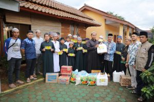 Read more about the article LKKS Provinsi Lampung dan SKIn Lampung Bersinergi Berbagi Sedekah Ramadhan di Pesawaran