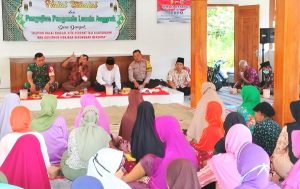 Read more about the article Halal Bihalal, Babinsa Karangjati Jalin  Silaturrahmi dengan Tokoh Masyarakat