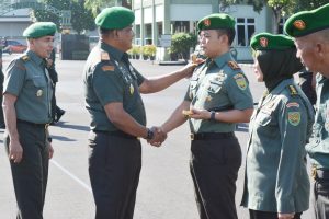 Read more about the article Dandim 0410/KBL Tri Arto Subagio M.Int.Rel.,MMDS Resmi Dilantik Menyandang Pangkat Kolonel