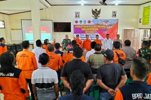 Read more about the article Danramil Balerejo Hadiri Pembentukan Desa Tangguh Bencana