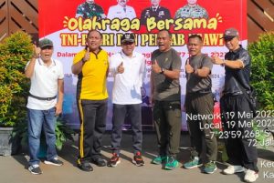 Read more about the article Dandim Ngawi dan Forkopimda Laksanakan Olahraga Bersama di Mapolres Ngawi
