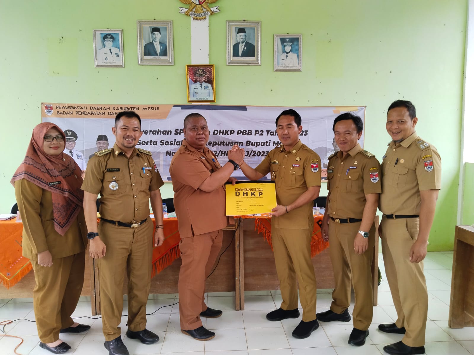 You are currently viewing Agar Masyarakat Cepat Bayar Pajak, Pemkab Mesuji Telah Distribusi SPPT PBB P2 Tahun 2023