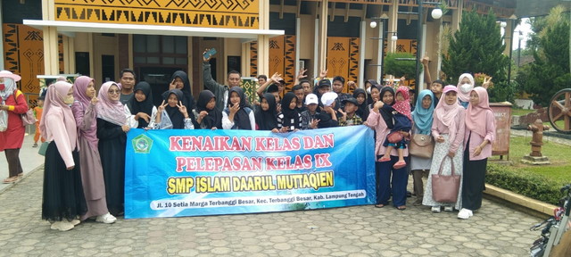 You are currently viewing SMP IDM Terbanggi Besar, Tour Wisata