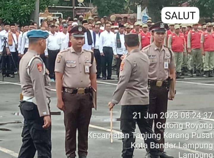 You are currently viewing Gagalkan Perampokan, Satpam Ini  Dapat Penghargaan