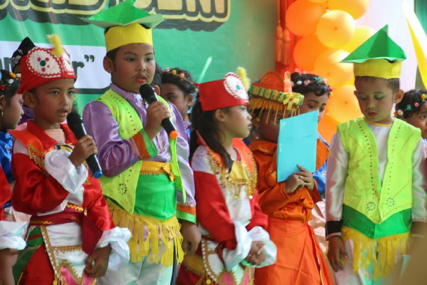 You are currently viewing Wisuda Anak Didik, TK Kartika IV-21 Madiun Gelar Pentas Seni