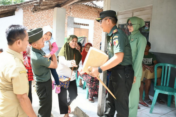 You are currently viewing Baksos, Sarana Kodim 0802/Ponorogo Sejahterakan Masyarakat