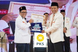 Read more about the article Fraksi PKS DPRD Lampung Raih Penghargaan Sebagai Fraksi Terpopuler