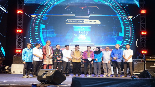Read more about the article Wabup Asahan Ikuti Penutupan PRSU Ke- 49