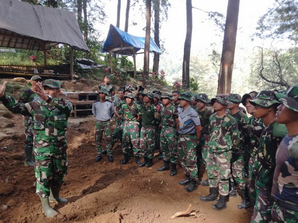 Read more about the article Satgas TMMD Ke-117 Kodim 0803/Madiun Laksanakan Apel Pagi dan Pembagian Tugas