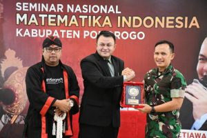 Read more about the article Dandim 0802/Ponorogo Hadiri Seminar Nasional Matematika Indonesia Kabupaten Ponorogo