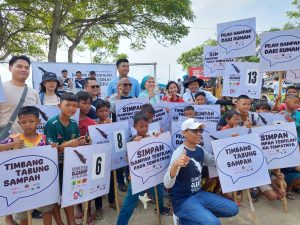 Read more about the article CCEP Indonesia Bersama PWI Gelar Aksi Pungut Sampah