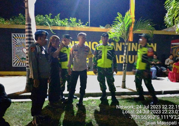 Read more about the article Babinsa Koramil Mantingan Amankan Pengesahan Warga Baru PSHT