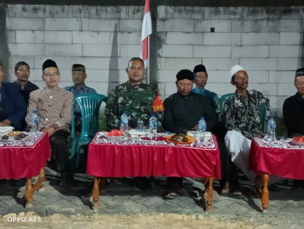 You are currently viewing Babinsa 0805/04 Padas Hadiri Undangan Pengajian Umum