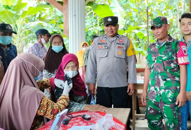 Read more about the article Babinsa Dampingi Pelayanan Posyandu Bagi Lansia