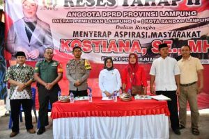 Read more about the article Anggota DPRD Provinsi Lampung Kostiana Dengar Keluhan Masyarakat