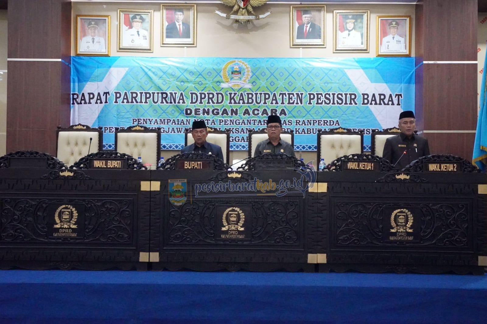 Read more about the article RAPAT PARIPURNA DENGAN AGENDA PENYAMPAIAN RANPERDA TENTANG PERTANGGUNGJAWABAN PENGGUNAAN APBD