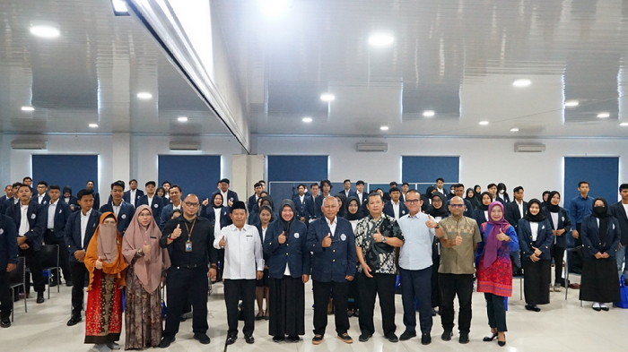 You are currently viewing Ratusan Mahasiswa Baru Jalur Karyawan dan Program RPL Ikuti PKKMB 2023