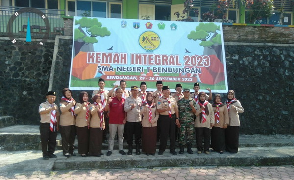 You are currently viewing Semangat Kolaborasi: Pembukaan Kemah Integral 2023 di Kecamatan Bendungan