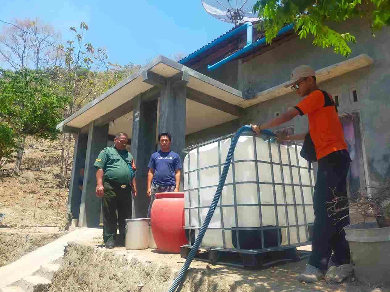 Read more about the article Susah Peroleh Air Bersih, Kodim 0802/Ponorogo Bersama Instansi Terkait Langsung Bantu Warga