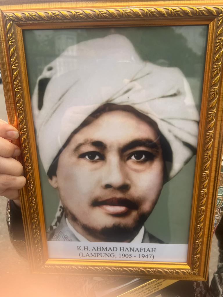 Read more about the article Perjuangan Gubernur Arinal Berbuah Manis, KH Ahmad Hanafiah Resmi Menyandang Gelar Pahlawan Nasional