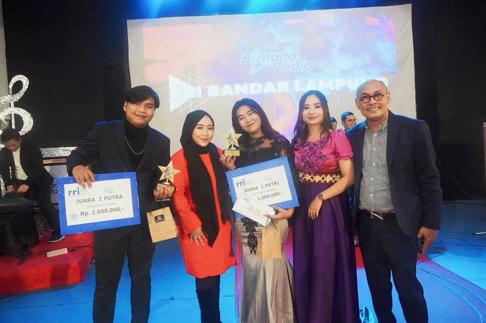 Read more about the article Juara Bintang Radio, Mahasiswi Darmajaya Wakili Lampung di Tingkat Nasional