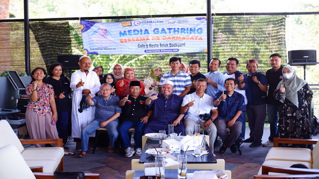 Read more about the article Temu Pamit Rektor IIB  Darmajaya Bersama Jurnalis