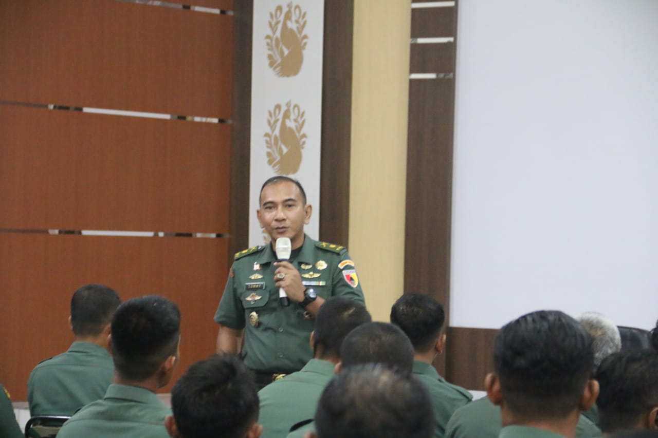 Read more about the article Berikan Motivasi, Ini Pesan Kasdim Madiun kepada Babinsa