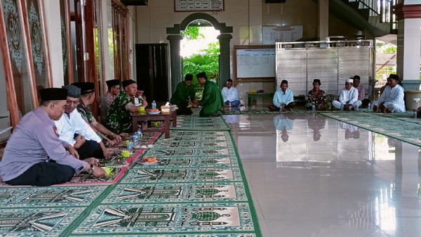 You are currently viewing Membangun Silaturahmi yang Kokoh dan Meresapi Kedekatan Bersama Dandim 0806/Trenggalek