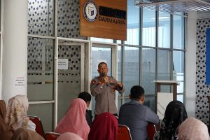 Read more about the article IIB Darmajaya – Polda Lampung Gelar Workshop Perlindungan Guru dari Kriminalisasi