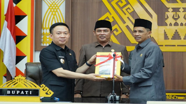 Read more about the article Pj.Bupati Pringsewu Sampaikan LKPJ TA. 2023