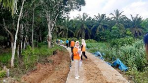 Read more about the article Masyarakat Kampung Sri Mulyo,Sambut Baik  Dibangunnya Rabat Beton di Dusun 3