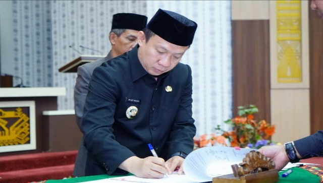 Read more about the article Pj.Bupati Pringsewu Ajukan 4 Ranperda