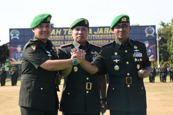 You are currently viewing Sertijab Korem 081/DSJ: Persiapan Hadapi Tantangan Baru