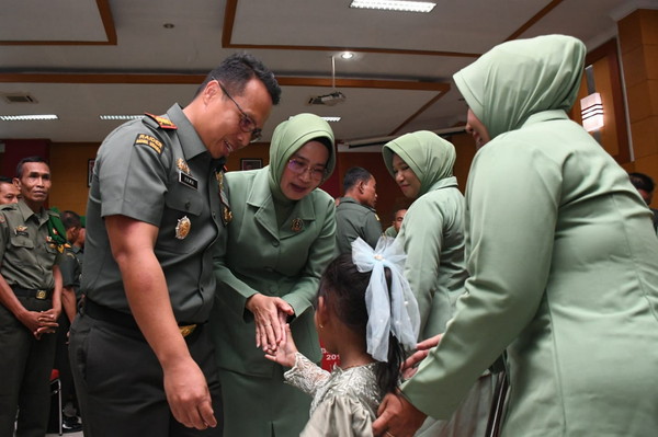 You are currently viewing Pendidikan Anak Kunci Indonesia Emas 2045