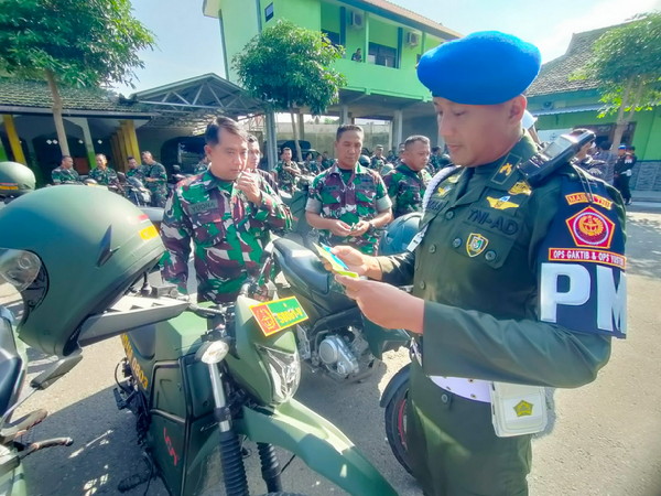You are currently viewing Kodim 0803/Madiun dan Denpom Sosialisasikan Operasi Gaktib Kendaraan
