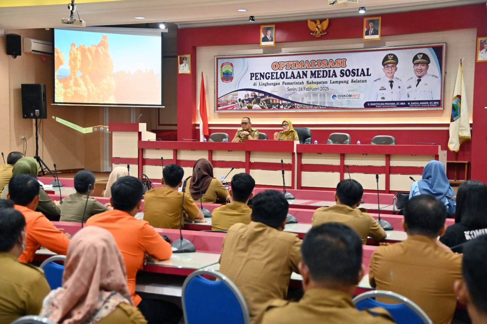 You are currently viewing Pemkab Lampung Selatan Gelar Pelatihan Konten Kreator, Optimalisasi Pengelolaan Medsos