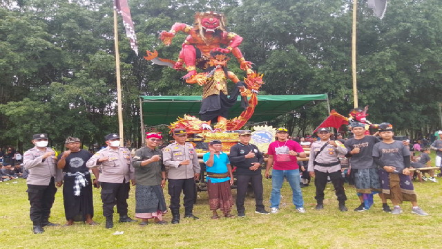 Read more about the article Praptowo:  Parade Ogoh-Ogoh Kebersamaan yang Lestari