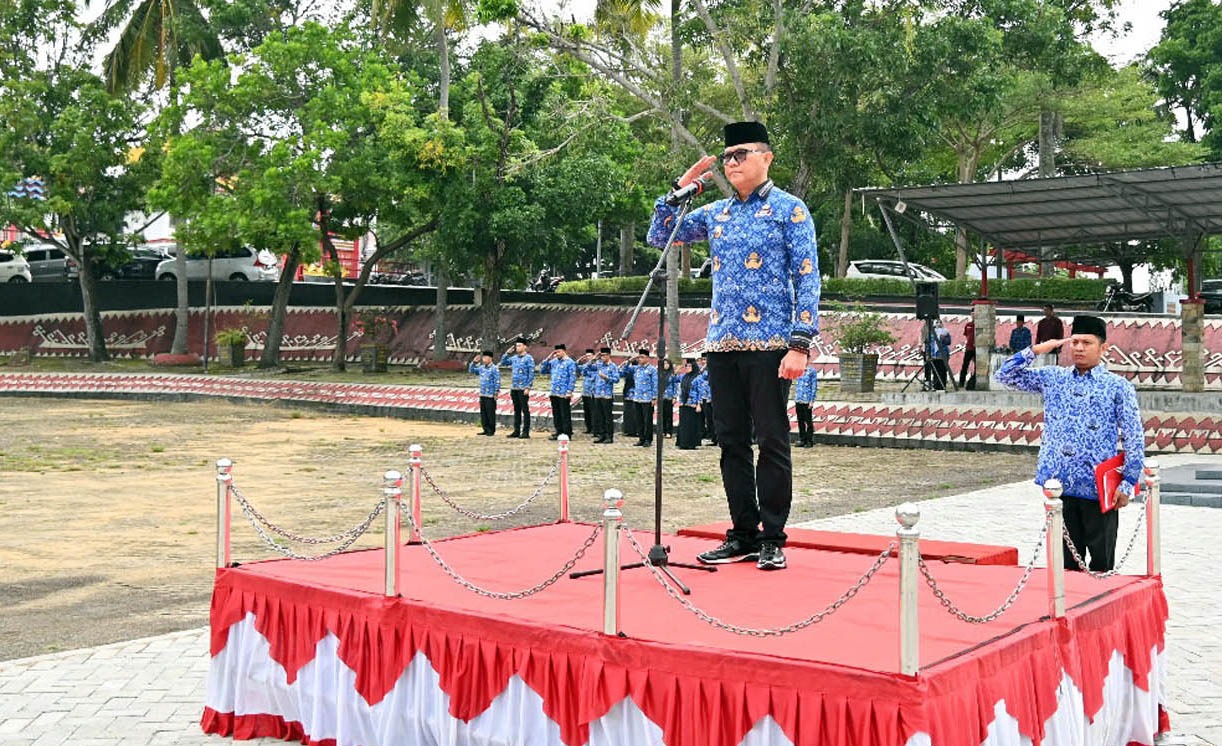 You are currently viewing Kadis Kominfo Pimpin Upacara Bulanan Pemkab Lampung Selatan