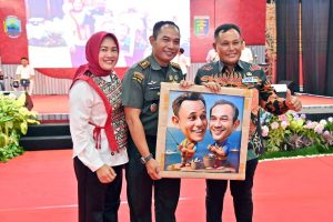 Read more about the article Haru dan Sukacita Warnai Pelepasan Bupati dan Wakil Bupati Lampung Selatan
