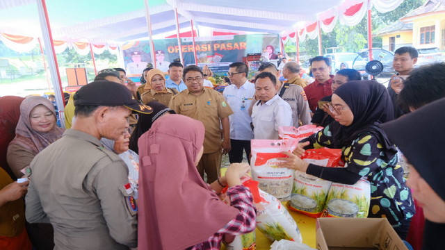 Read more about the article Setiap Tahun, Operasi Pasar di Muba Rutin Dilakukan