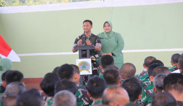 You are currently viewing Letkol Roy Resmi Gantikan Letkol Yudo Kodim 0806/Trenggalek