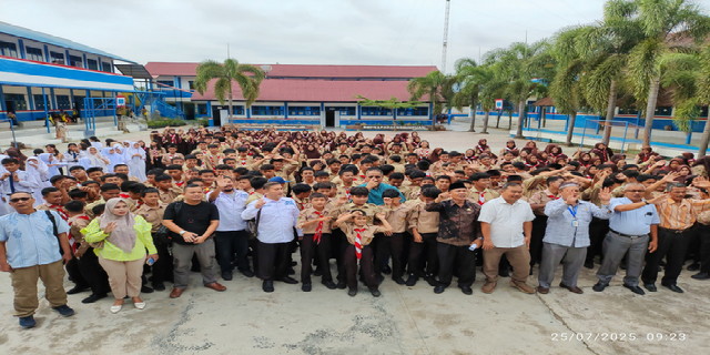 Read more about the article Ketum JMSI Motivasi Siswa SMPN 1 Padangsidimpuan