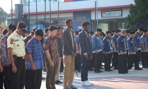 Read more about the article Mahasiswa Internasional Darmajaya Antusias Ikuti Upacara HUT RI ke-80