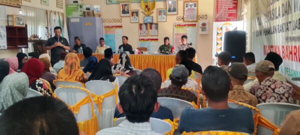 You are currently viewing DPRD Lampung Gelar Sosialisasi Ideologi Pancasila di Pesawaran